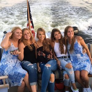 Meet your Posher, Allison